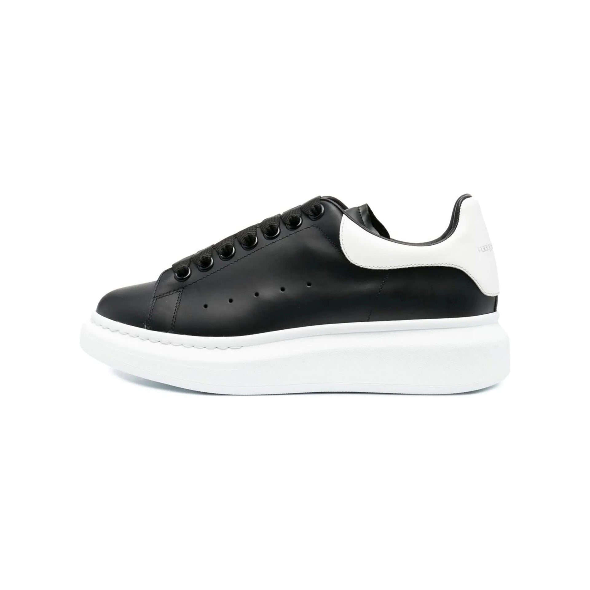 Alexander Mcqueen Black White la jolie marocaine