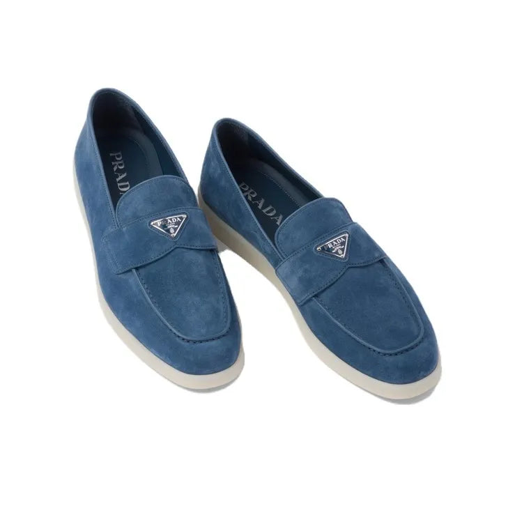 Prada - mocassins à plaque logo - Bleu