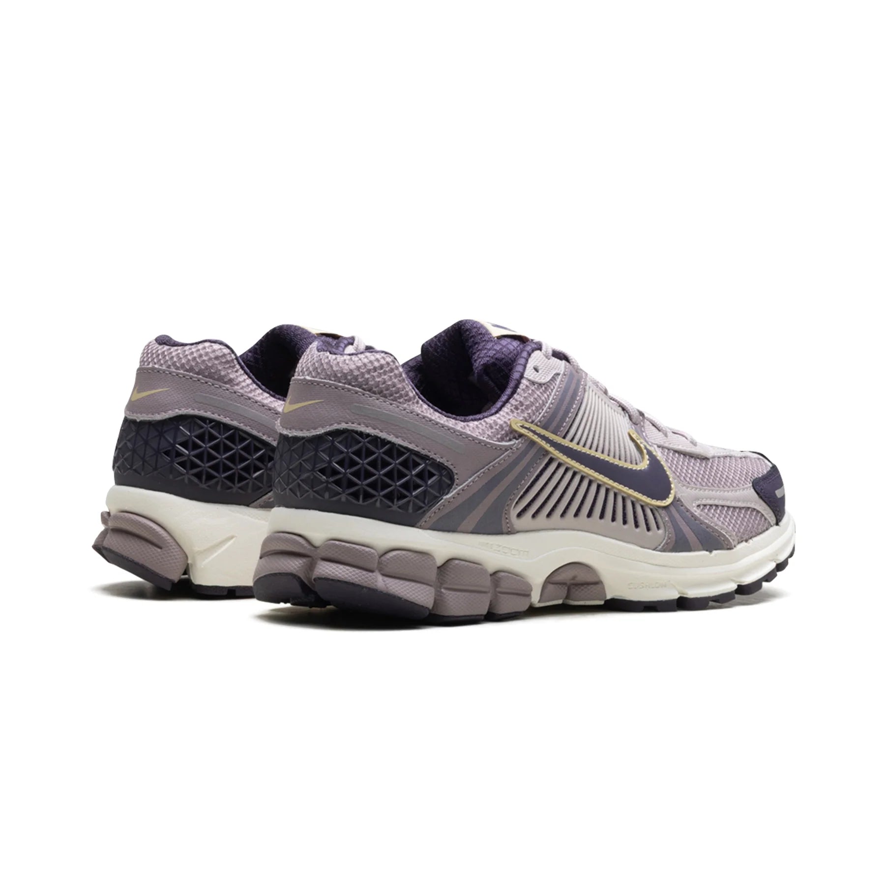 Nike Vomero 5 "Platinum Violet"