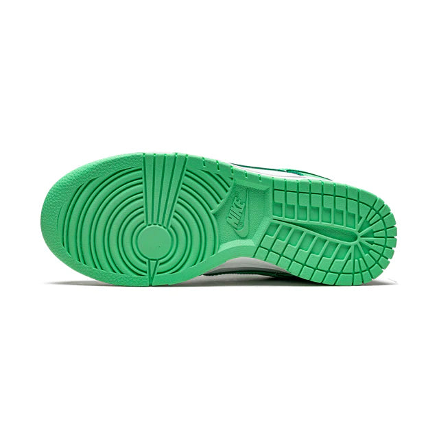 Dunk Low "Green Glow"