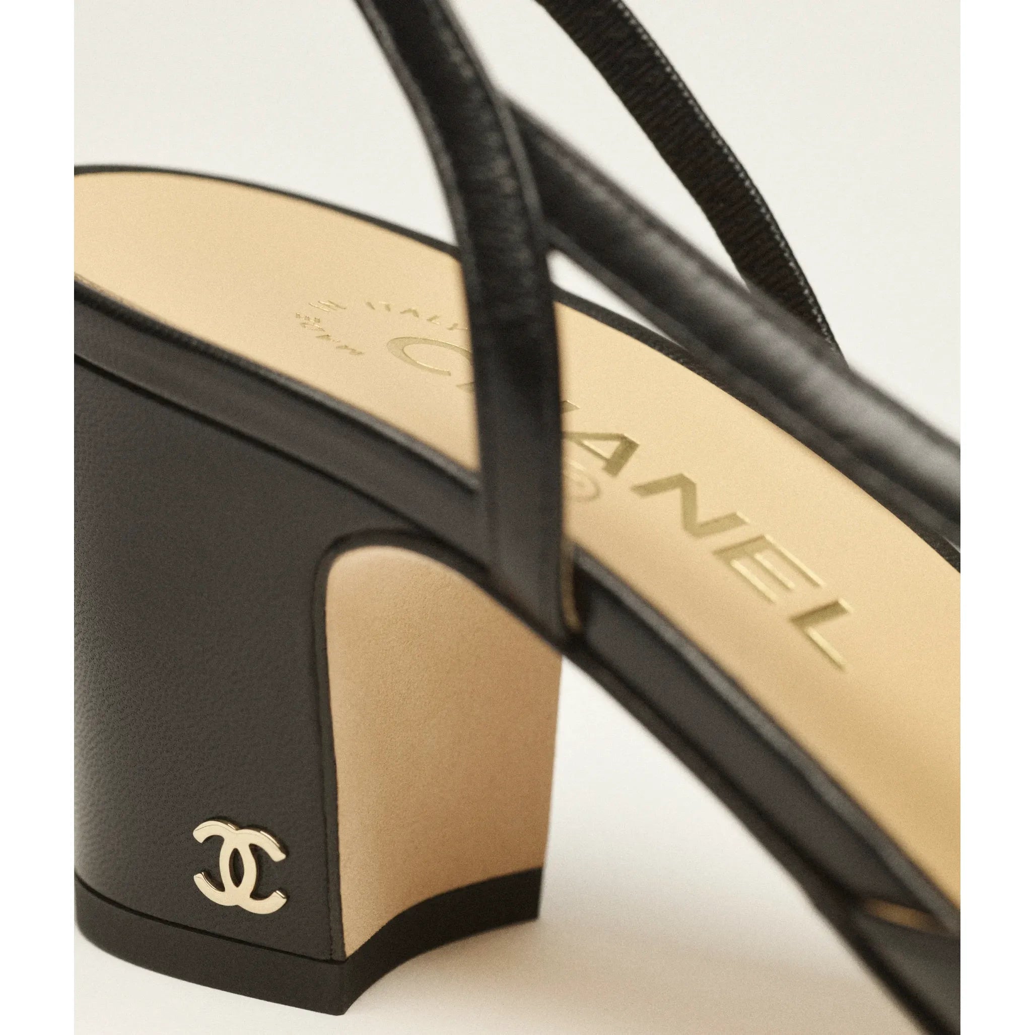 Sandales Chanel - À Bride arrière - Noir