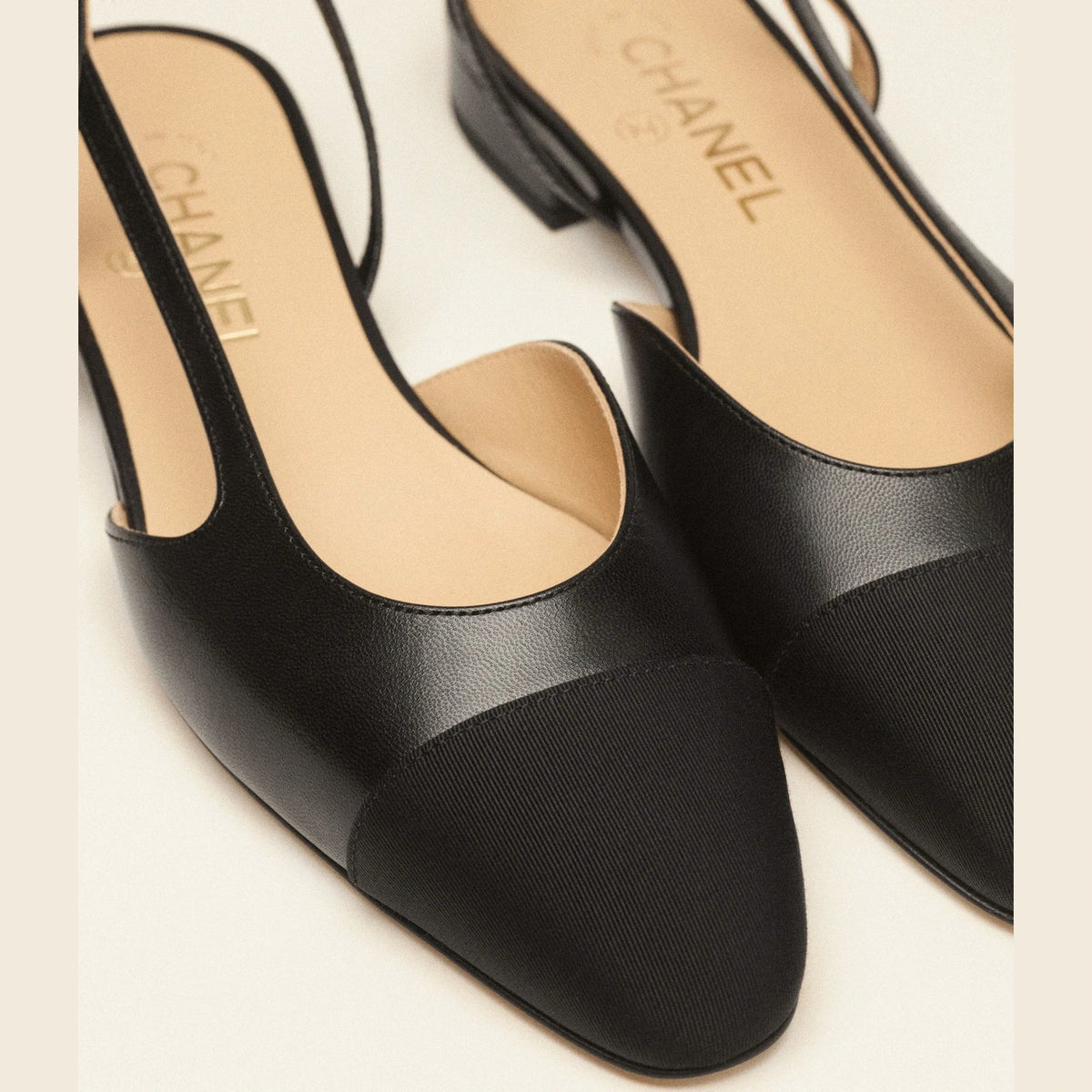 Sandales Chanel - À Bride arrière - Noir