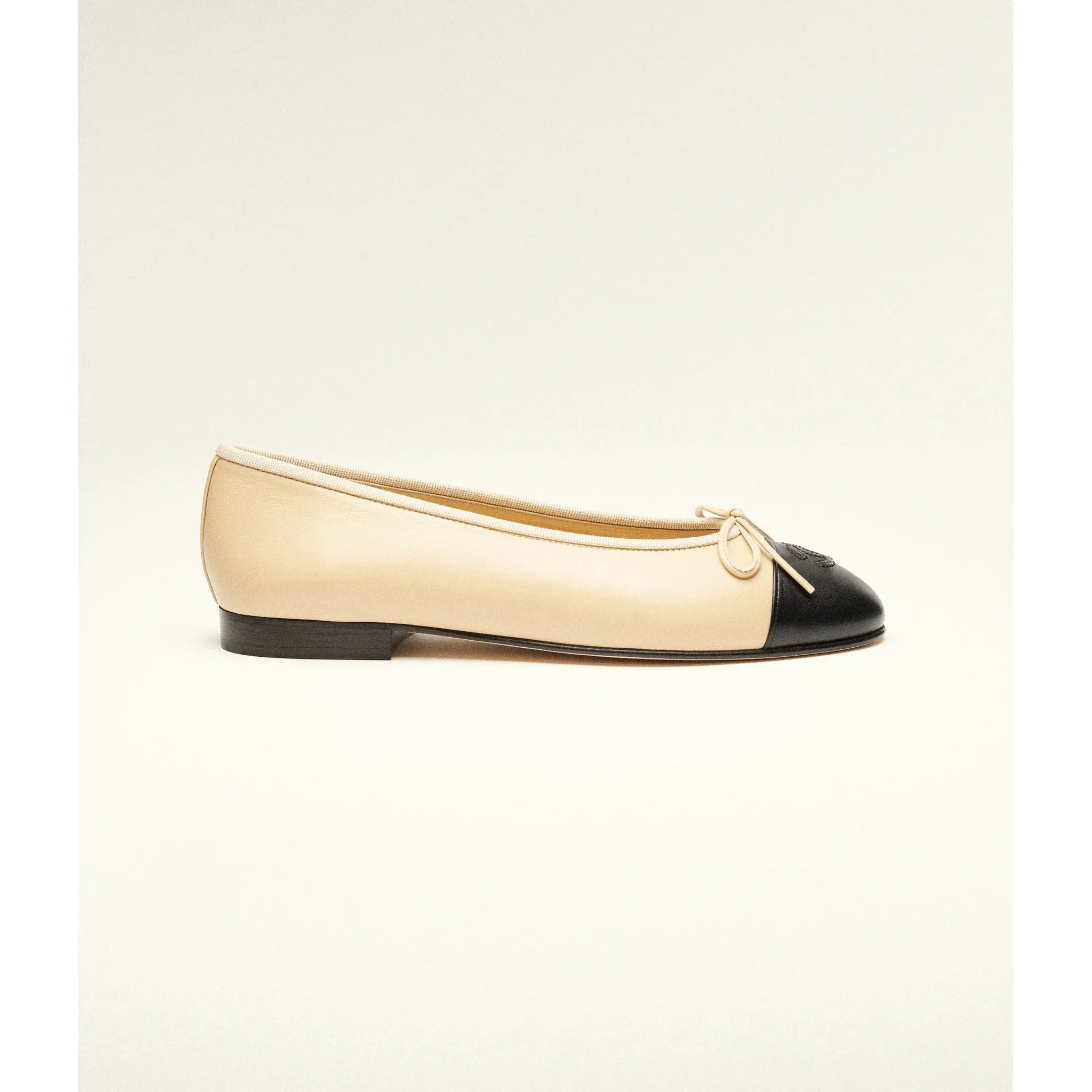 Ballerines Chanel - Beige / Noir