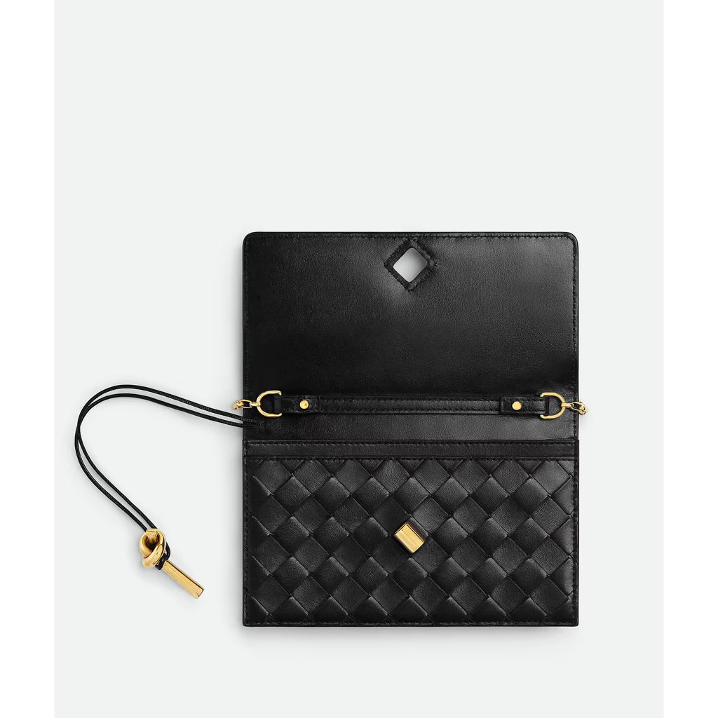 Sac Bottega Veneta Andiamo Pouch on Chain - Noir