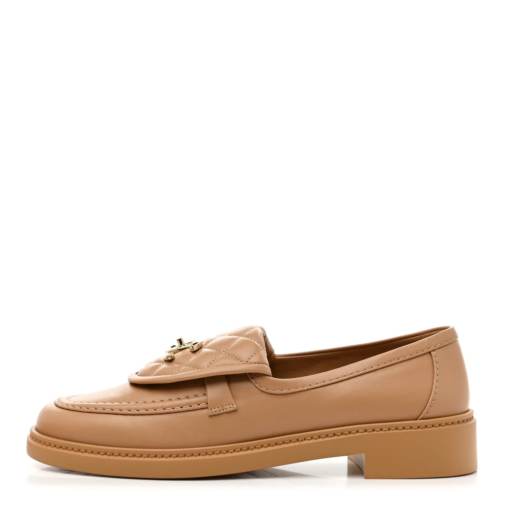 Mocassins Chanel - Turnlock - Cuir - Beige