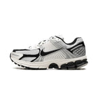 Nike Vomero 5 "Photon Dust Black"