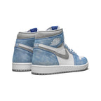 Air Jordan 1 High "Hyper Royal"