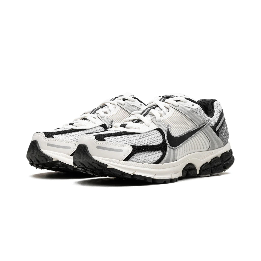 Nike Vomero 5 "Photon Dust Black"